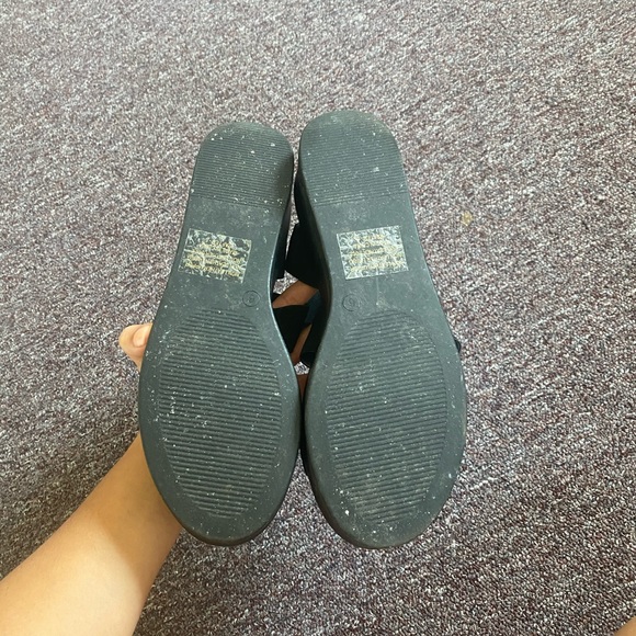 Platform sandals - Picture 2 of 2